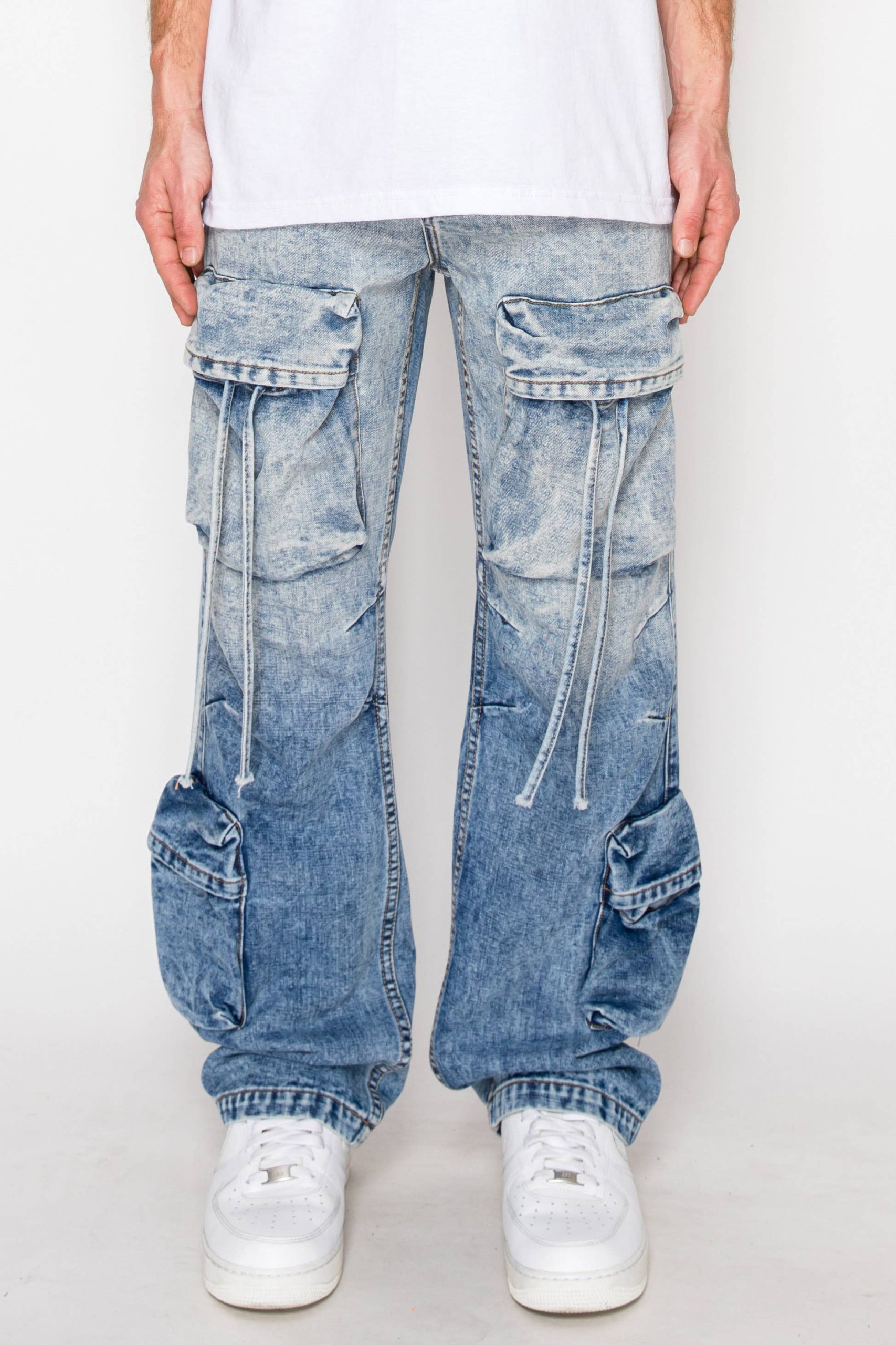 Baggy Fit Faded Wash Cargo Jeans