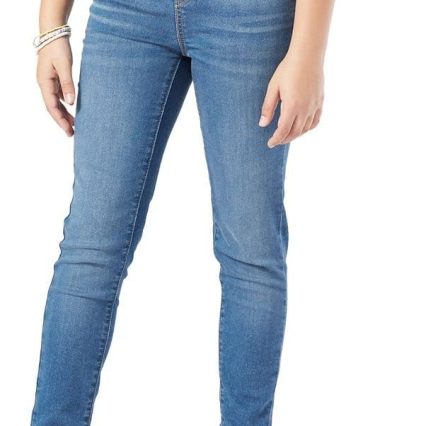 Girls Pull on Super Skinny Jeans